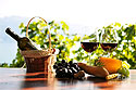 Красное вино и виноград помогут в лечении угревой сыпи