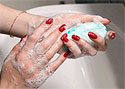 Антибактериальное мыло запретили как опасное для здоровья